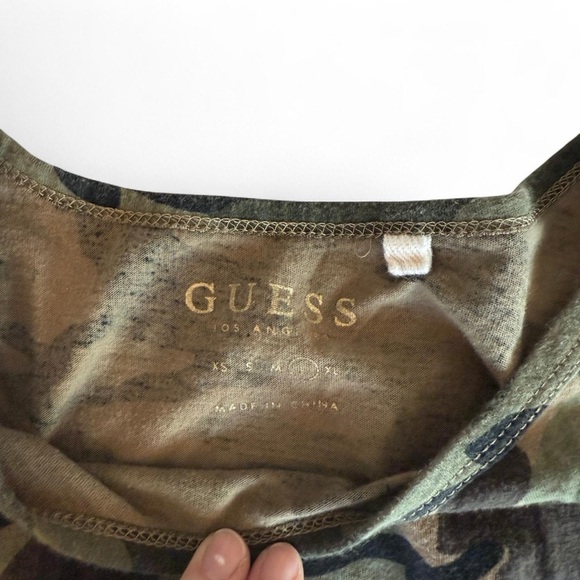 GUESS Camo Print Short Sleeve Tee - Picture 3 of 6